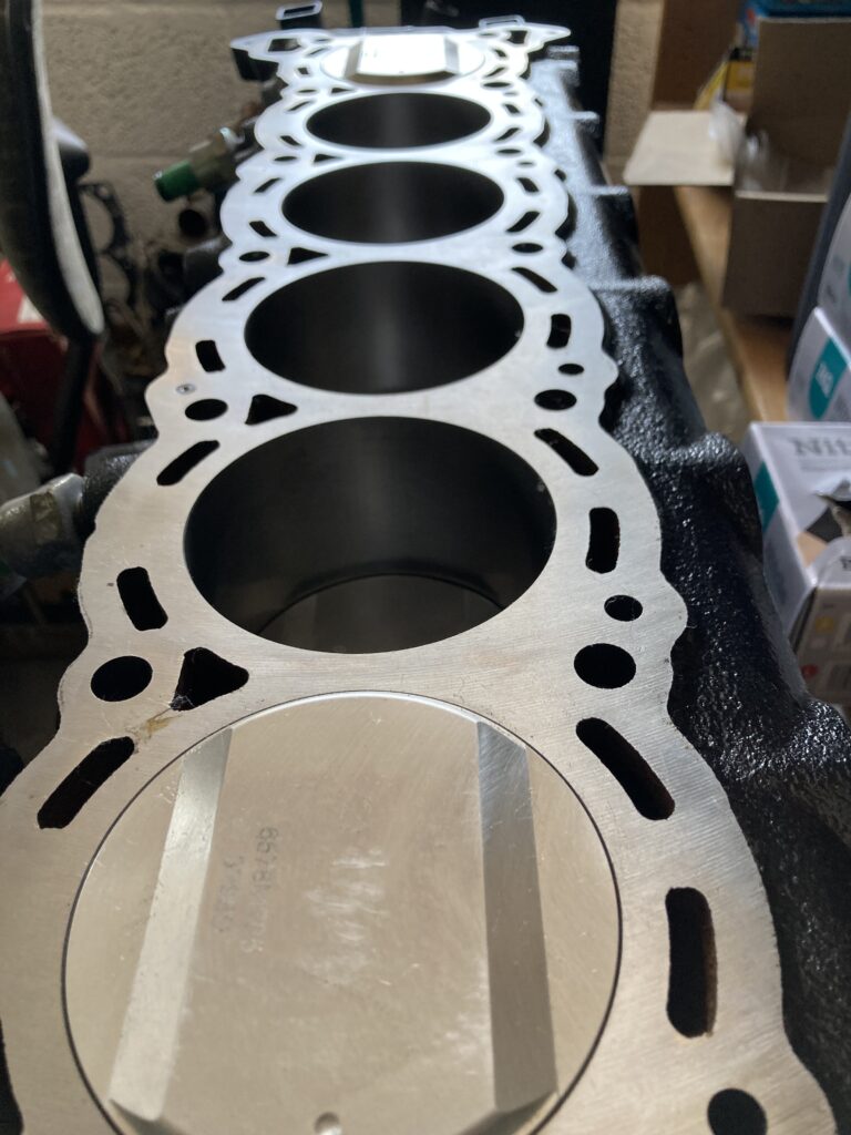JapTuning smidd renoverad RB25DET longblock